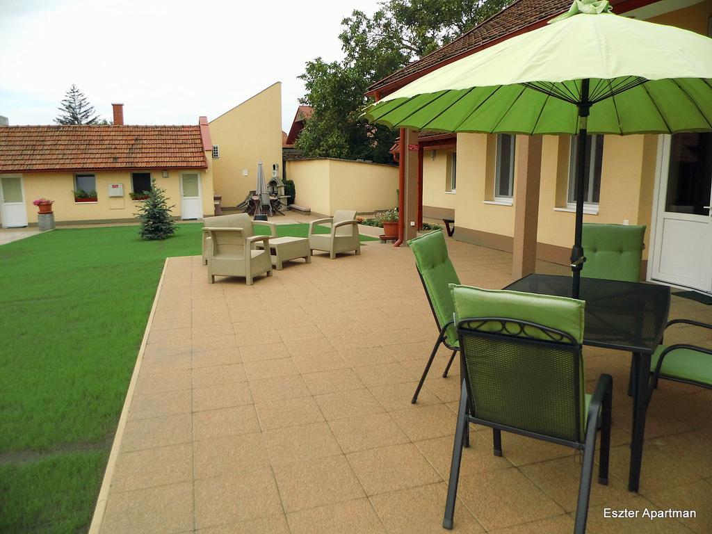 Eszter Apartman Bekescsaba Bagian luar foto