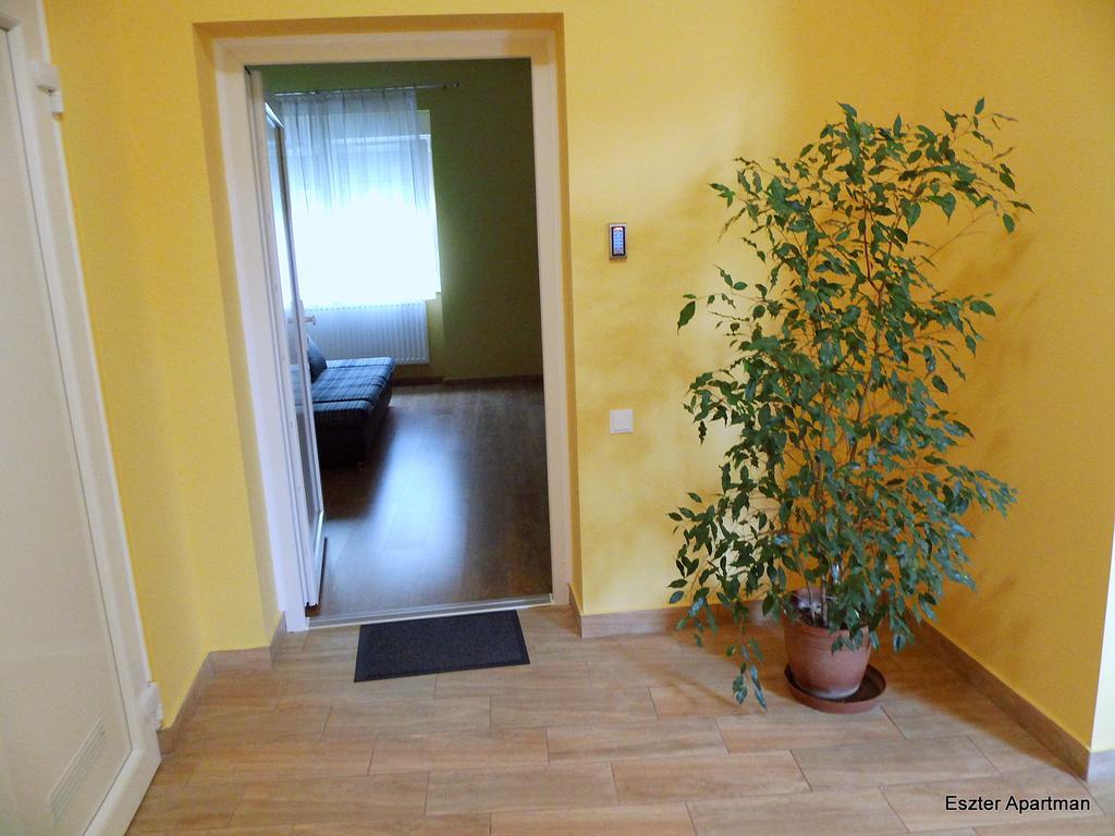 Eszter Apartman Bekescsaba Bagian luar foto