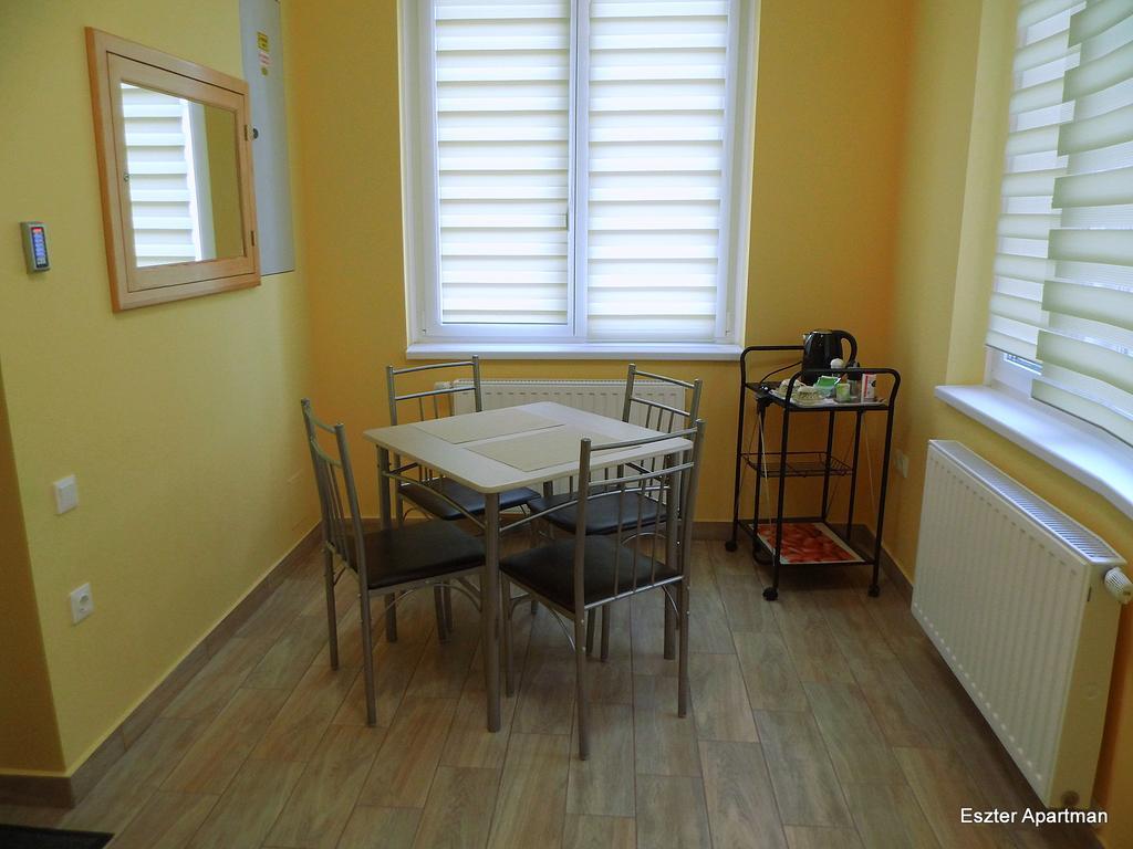 Eszter Apartman Bekescsaba Bagian luar foto